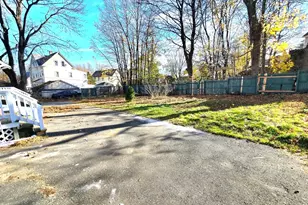 10 Clarkson St, Ansonia, CT 06401 - Photo 32