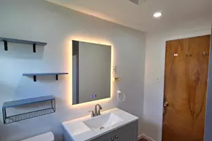 559 Mountain Rd, Newington, CT 06111 - Photo 8