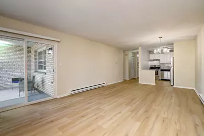 308 Meadowside Road #APT 202, Milford, CT 06460 - Photo 10