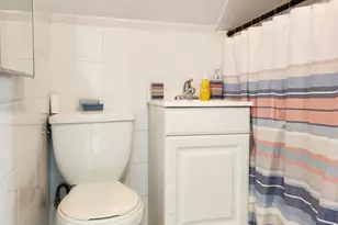 61 Aberdeen St, Stamford, CT 06902 - Photo 4