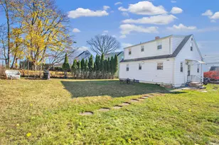 28 Aquila Rd, Stamford, CT 06902 - Photo 4