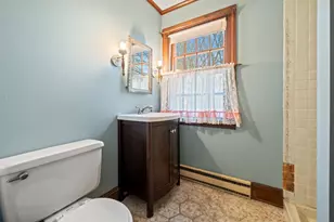 36 Randall Pl, Waterbury, CT 06704 - Photo 14