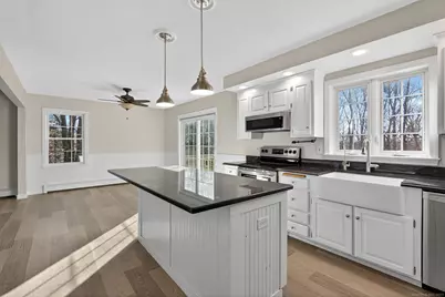 626 Pendleton Hill Road, Voluntown, CT 06384 - Photo 8