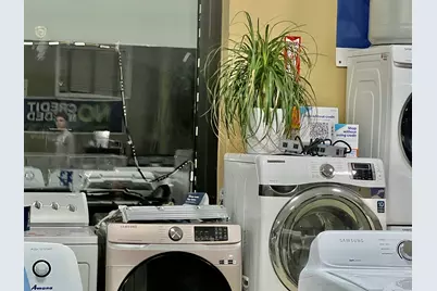 1014 Meriden Road, Waterbury, CT 06705 - Photo 8