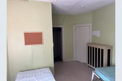 205 Retreat Avenue, Hartford, CT 06106 - Photo 10