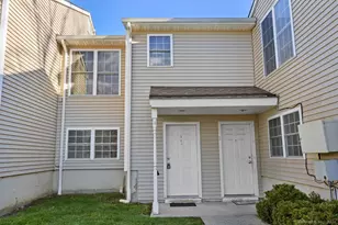92 Hamden Ave, Waterbury, CT 06704 - Photo 2