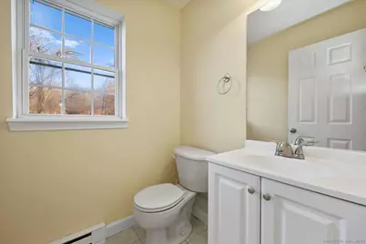 92 Hamden Avenue #APT 4, Waterbury, CT 06704 - Photo 16