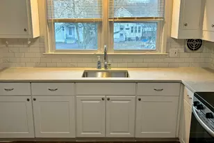 90 East St, Wallingford, CT 06492 - Photo 1