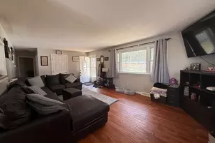 263 Liberty Hwy, Putnam, CT 06260 - Photo 8