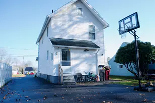 66 N Hoadley St, Naugatuck, CT 06770 - Photo 10