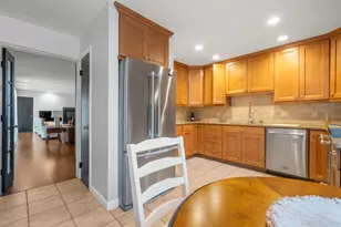 51 Charlton Hill Rd, Hamden, CT 06518 - Photo 20