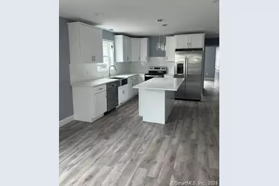 92 Vine Street, New Britain, CT 06052 - Photo 2