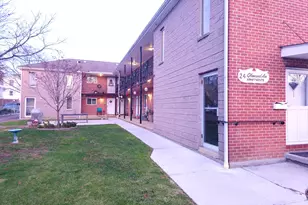 24 Glenwood Ave, Norwalk, CT 06854 - Photo 4