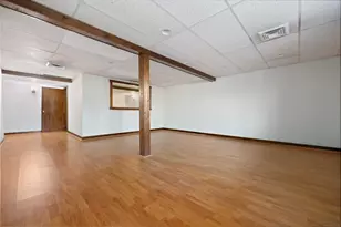 522 Iroquois Ln, Stratford, CT 06614 - Photo 24