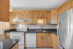 425 Asbury Ridge, Shelton, CT 06484 - Photo 8