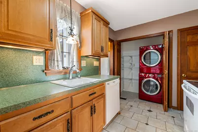 10 Rockhaven Drive #10, Glastonbury, CT 06033 - Photo 16