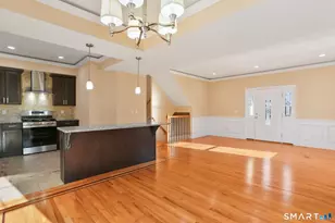 33 Glenwood Ave, Norwalk, CT 06854 - Photo 8