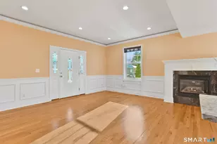 33 Glenwood Ave, Norwalk, CT 06854 - Photo 4