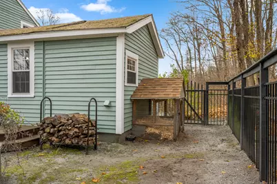 134 Otrobando Avenue, Norwich, CT 06360 - Photo 10