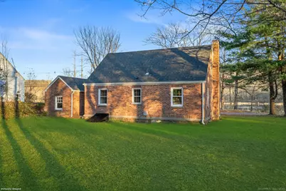 37 Thorpe Avenue, Meriden, CT 06450 - Photo 6