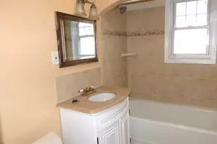 1387 Norman St, Bridgeport, CT 06604 - Photo 12