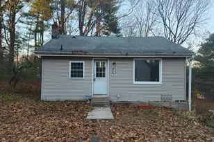 205 Camp St, Plainville, CT 06062 - Photo 2