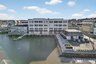 22 W Main St, Groton, CT 06355 - Photo 2