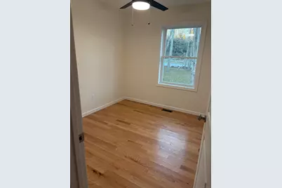 1300 Old Colchester Road, Montville, CT 06382 - Photo 8