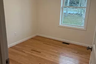 1300 Old Colchester Rd, Montville, CT 06382 - Photo 8