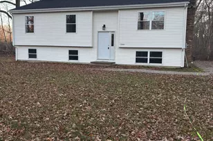 1300 Old Colchester Rd, Montville, CT 06382 - Photo 2