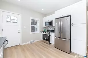 11 Cawley Ct, Bristol, CT 06010 - Photo 12