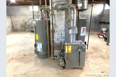 19 Madison Street, New Britain, CT 06051 - Photo 28