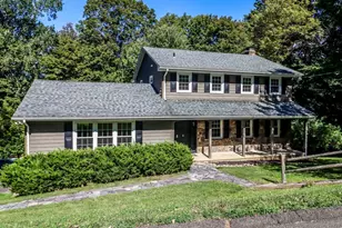 38 Fairmount Dr, Danbury, CT 06811 - Photo 4