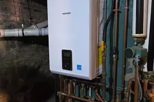 28 Perkins Ave, Norwich, CT 06360 - Photo 10