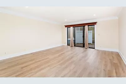 13 Lawson Lane #13, Ridgefield, CT 06877 - Photo 4