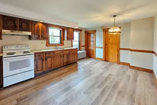 581 Center St, Wallingford, CT 06492 - Photo 4