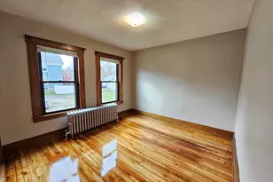 581 Center St, Wallingford, CT 06492 - Photo 12