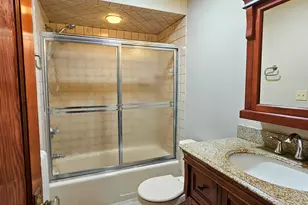 581 Center St, Wallingford, CT 06492 - Photo 14