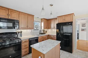 43 Salem Rd, Manchester, CT 06040 - Photo 18