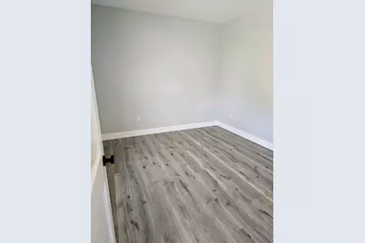 281 Pequot Avenue #2, New London, CT 06320 - Photo 4