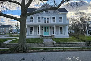 281 Pequot Ave, New London, CT 06320 - Photo 1