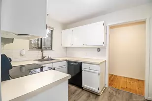 487 Heritage Vlg, Southbury, CT 06488 - Photo 6