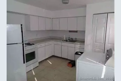 165 Yaremich Drive, Bridgeport, CT 06606 - Photo 4