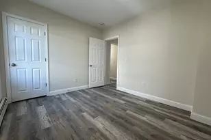 85 Twiss St, Meriden, CT 06450 - Photo 8