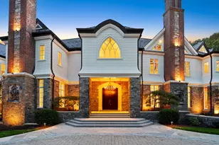 119 Proprietors Crossing, New Canaan, CT 06840 - Photo 4