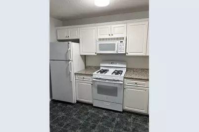 60 Coleman Street #B15, East Haven, CT 06512 - Photo 2