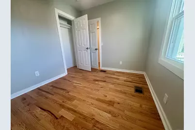 109 Churchill Street #1st Floor, Fairfield, CT 06824 - Photo 8