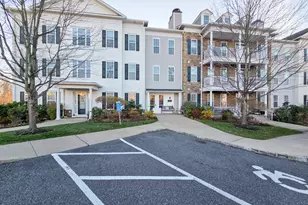 1 Rivington Way, Danbury, CT 06810 - Photo 2