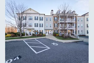 1 Rivington Way #201, Danbury, CT 06810 - Photo 1