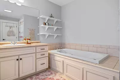 19 Thermos Avenue #7, Norwich, CT 06360 - Photo 26